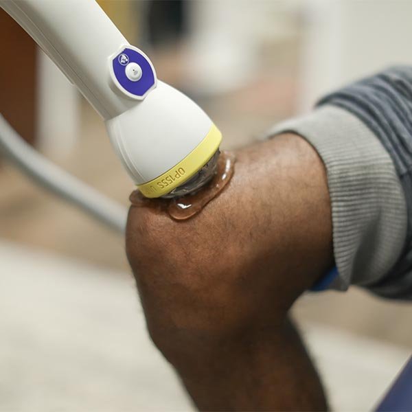 softwave_knee-treatment-2 photo